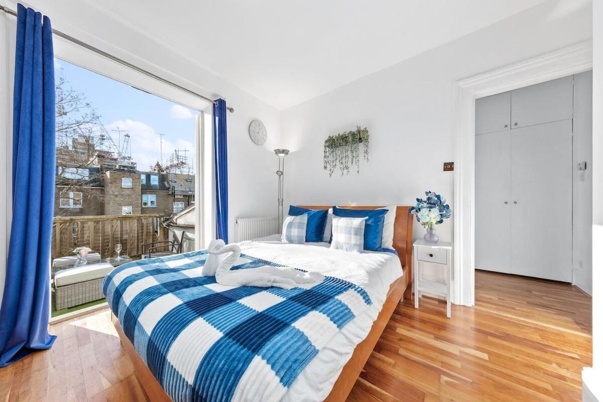 Balcony Blue Theme 1 Bedroom Central London Luxury Flat Near Hyde Park! Accommodates Up To 6! Double Sofa Bed And Next To Station! المظهر الخارجي الصورة