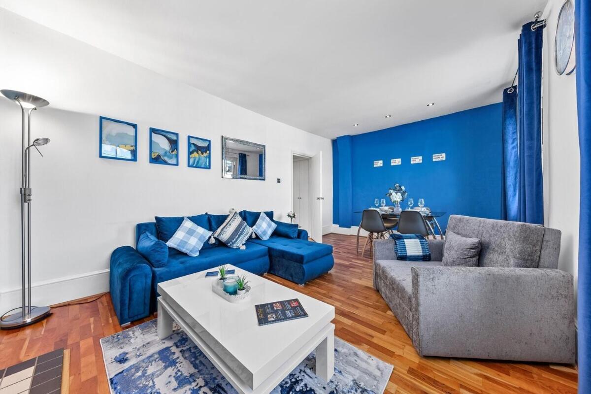 Balcony Blue Theme 1 Bedroom Central London Luxury Flat Near Hyde Park! Accommodates Up To 6! Double Sofa Bed And Next To Station! المظهر الخارجي الصورة